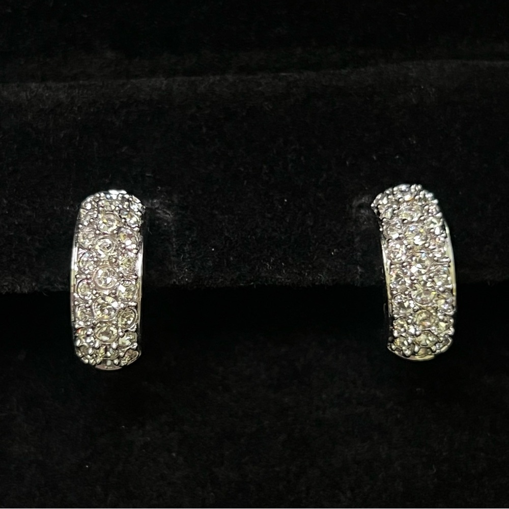Swarovski Crystal Half Hoop Swan Sign Earrings - Picture 1 of 2